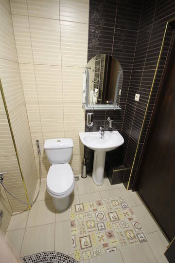 Трехместный номер «Комфорт» в Гостинице Золотая Империя